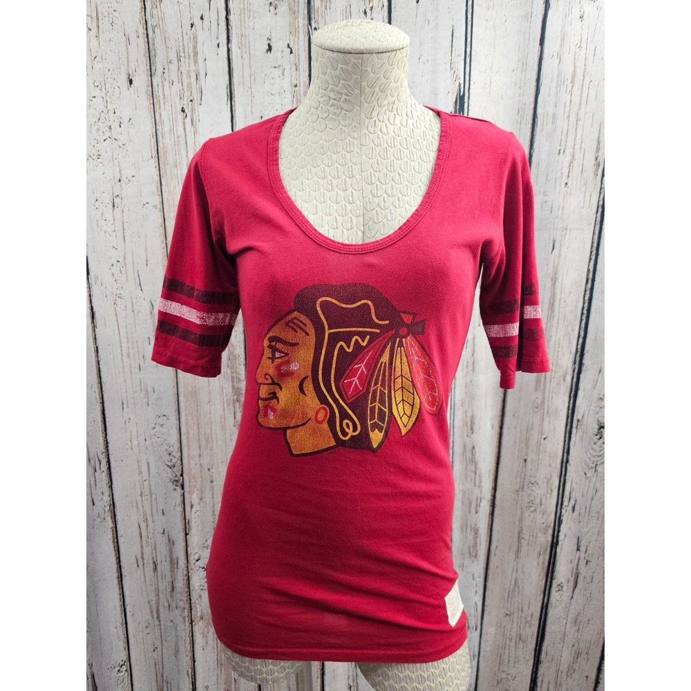 Retro Brand‎ S Chicago Blackhawks Hockey Tee T-Shirt Shirt Top NHL Fan EUC